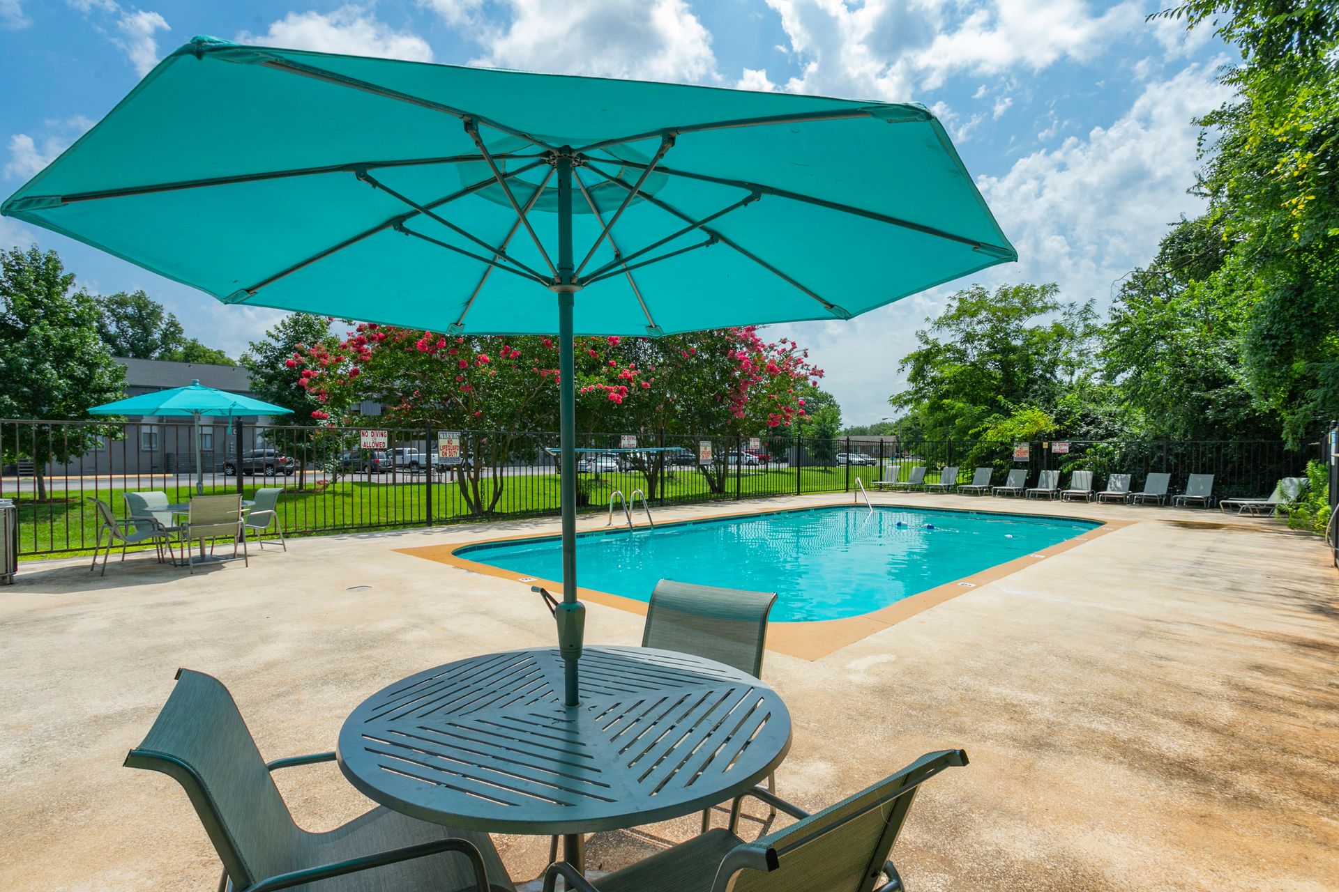 Murfreesboro Apartment: 1306 Bradyville Pike