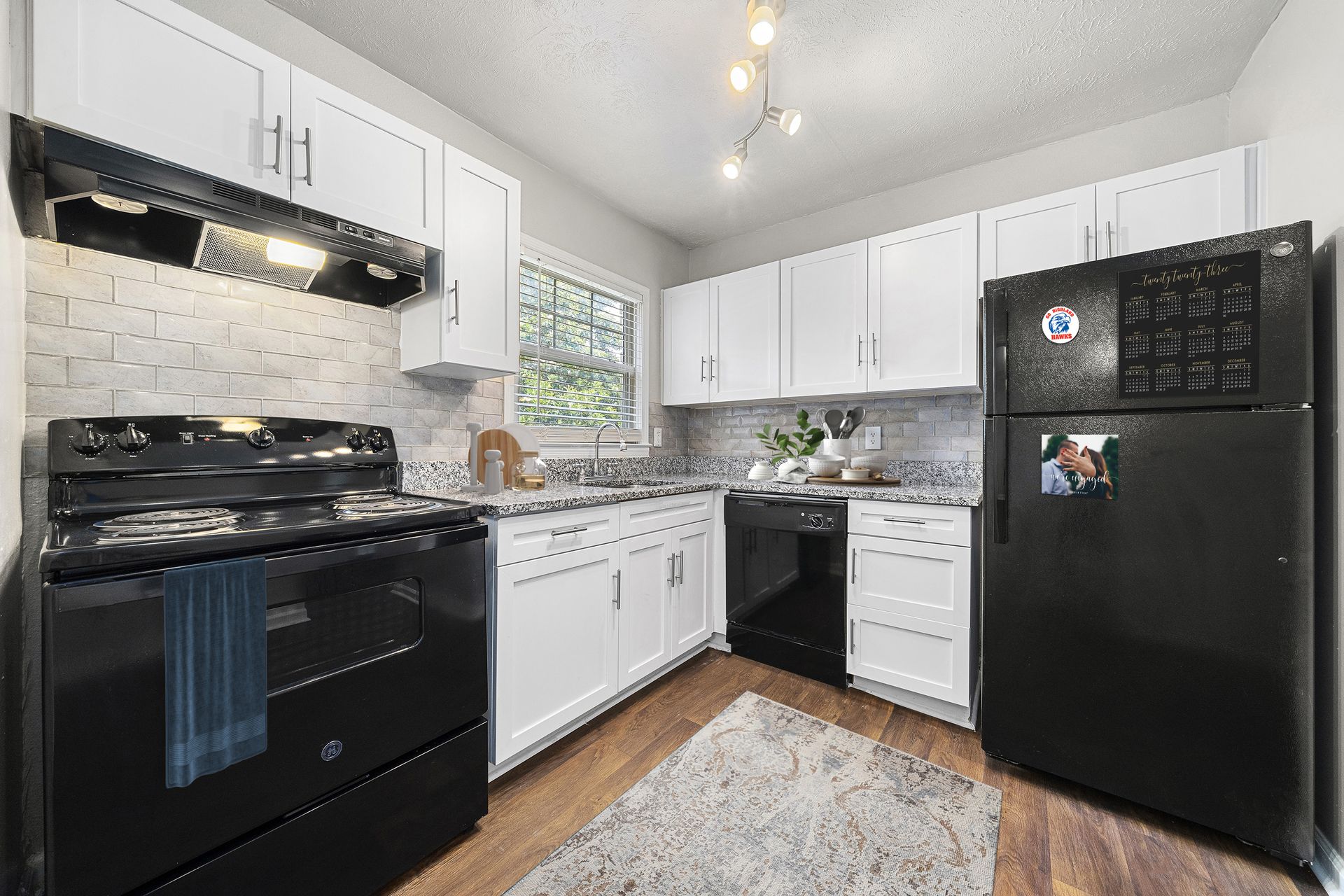 Atlanta Apartment: 3340 Lansbury Village Dr.