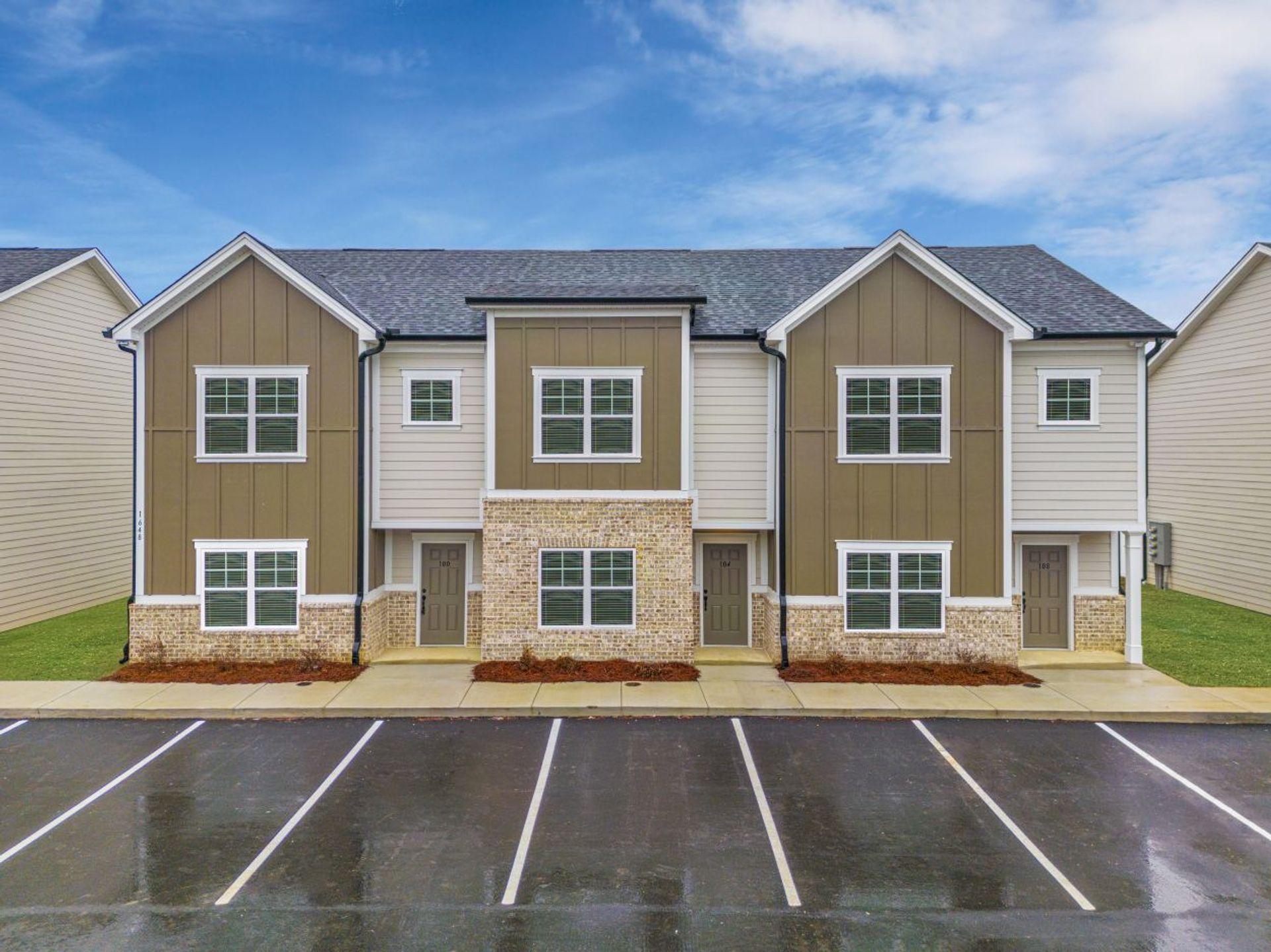 Hixson Apartment: 7519 Middle Valley Rd