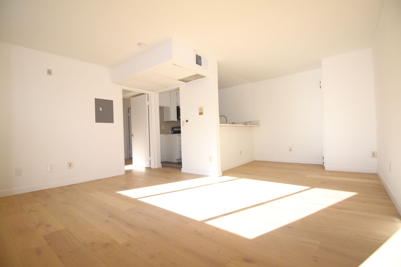 Sylmar Apartment: 14029 Foothill Blvd