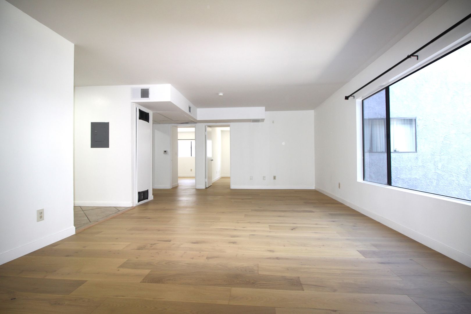 Sylmar Apartment: 14029 Foothill Blvd