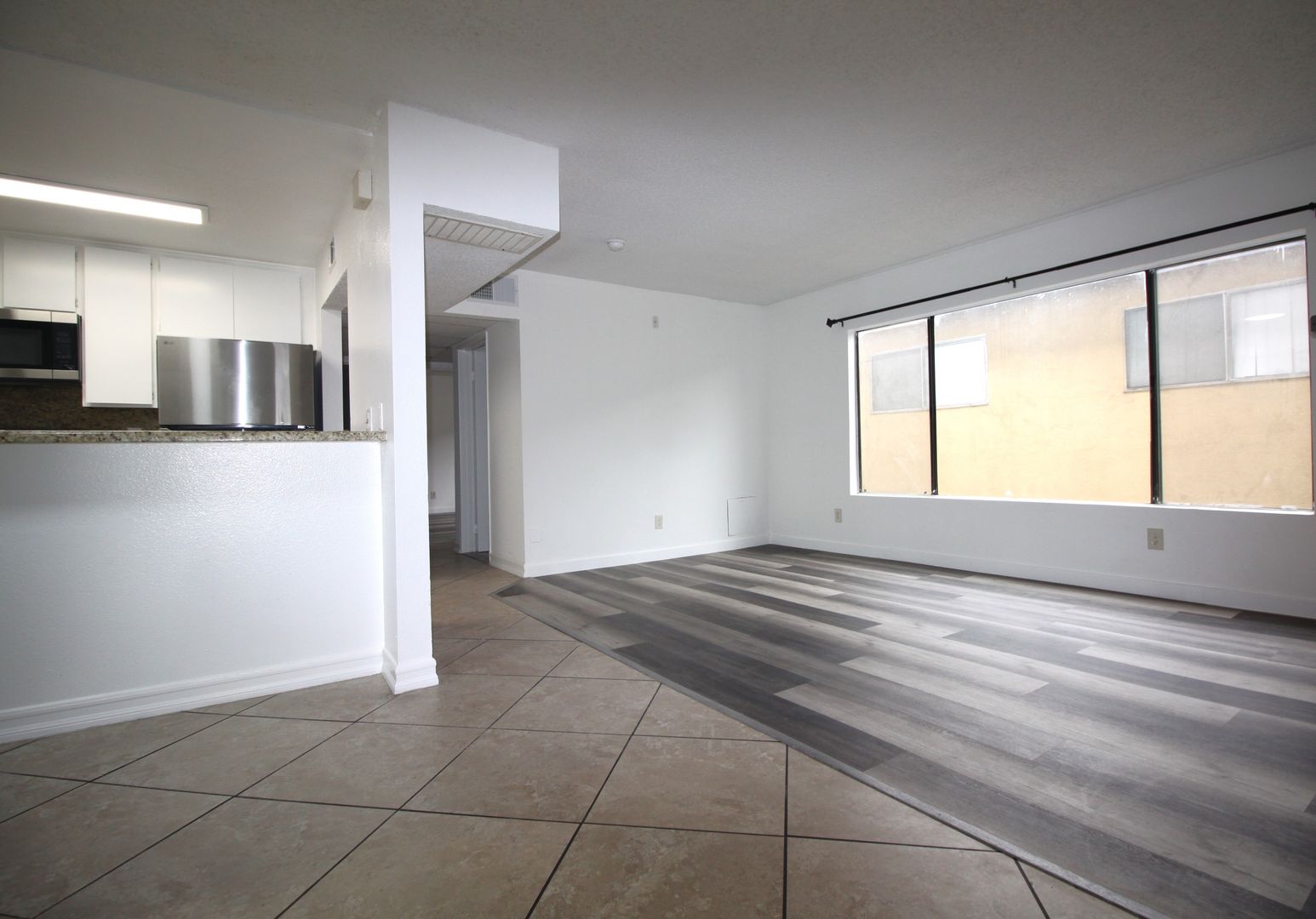 Sylmar Apartment: 14029 Foothill Blvd