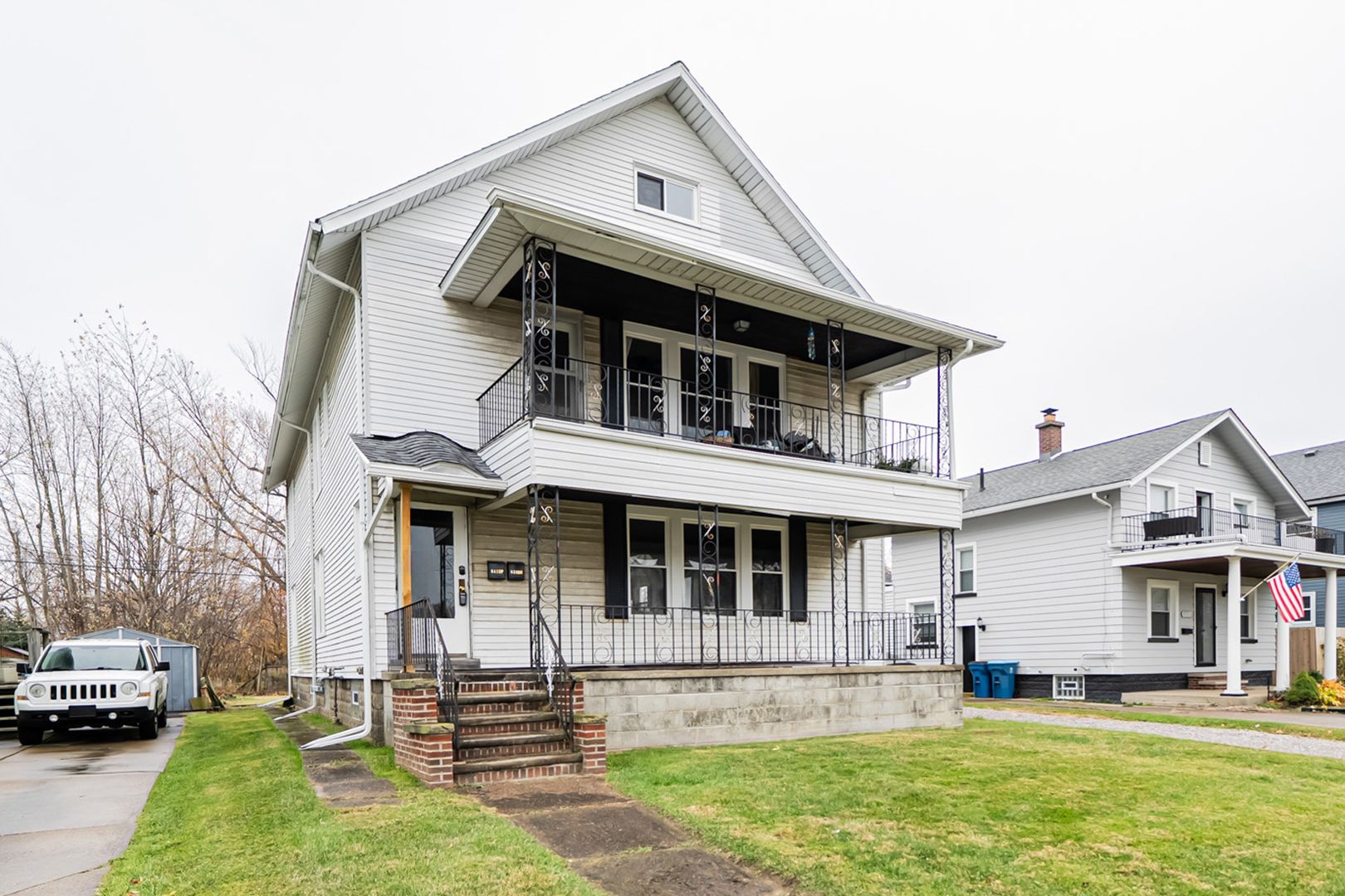 Lorain Apartment: 839 - 841 Allison Ave