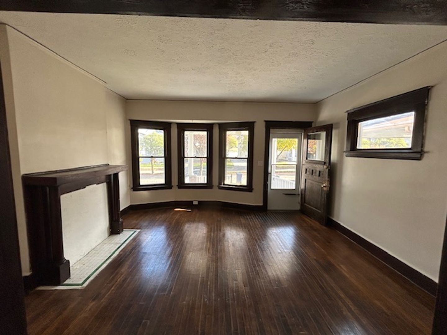 Lakewood Apartment: 1520 - 1522 Alameda Ave