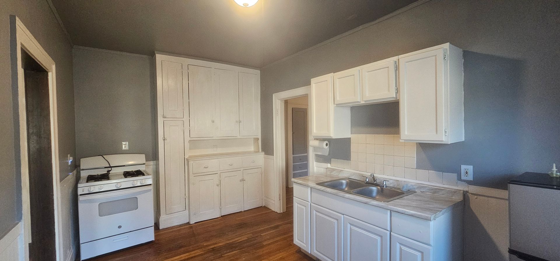 Cleveland Apartment: 3319 W 126th St