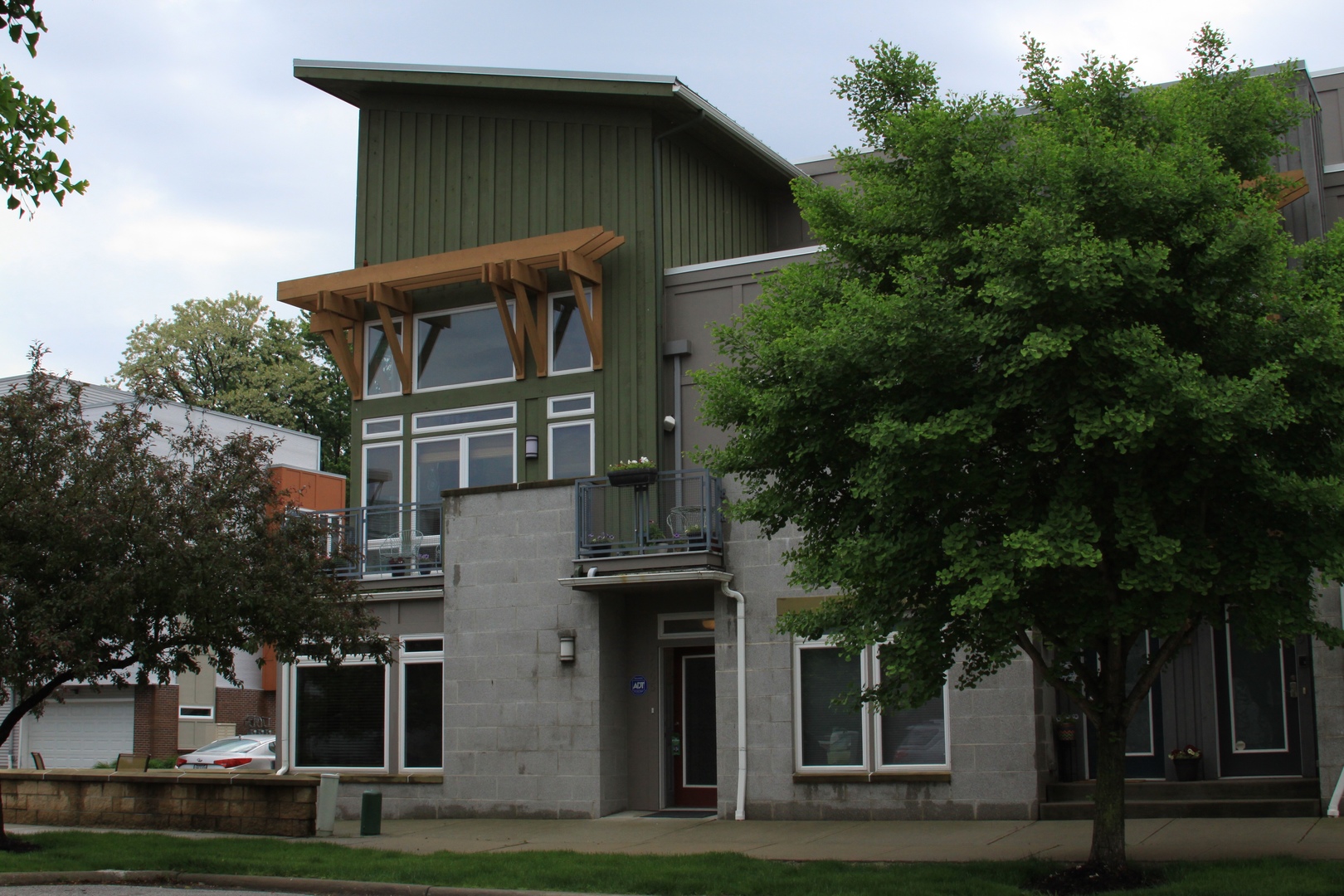 Cleveland House: 7405 Battery Park Blvd