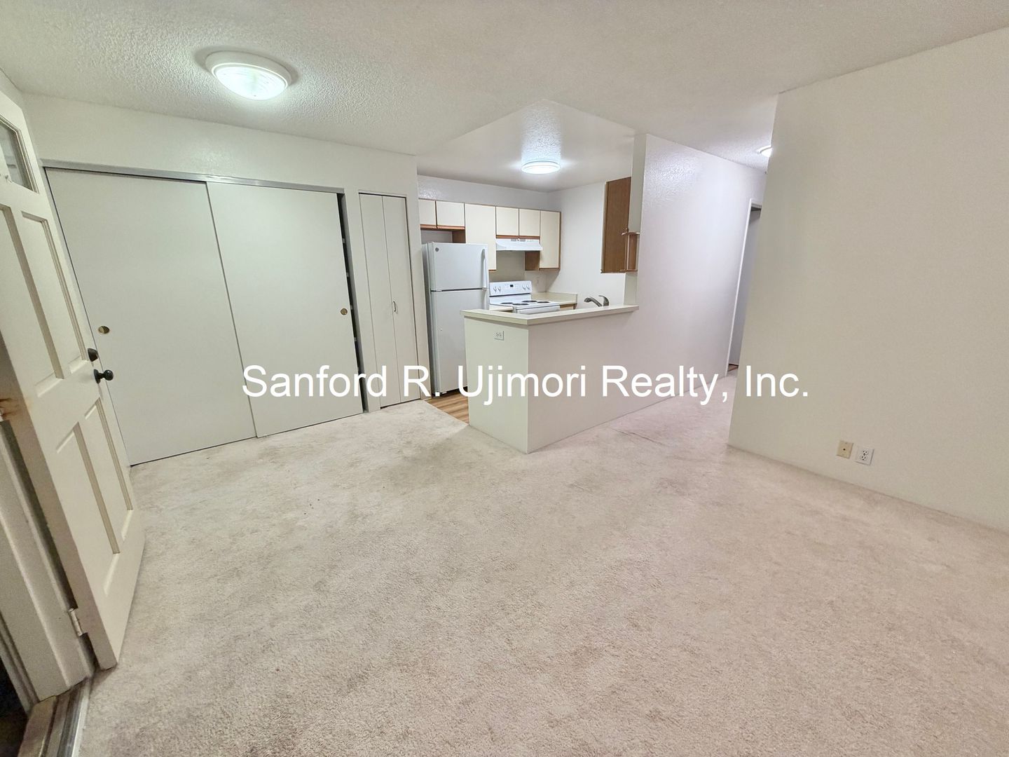 Waipahu Apartment: 94-105 Luluka Place #J202