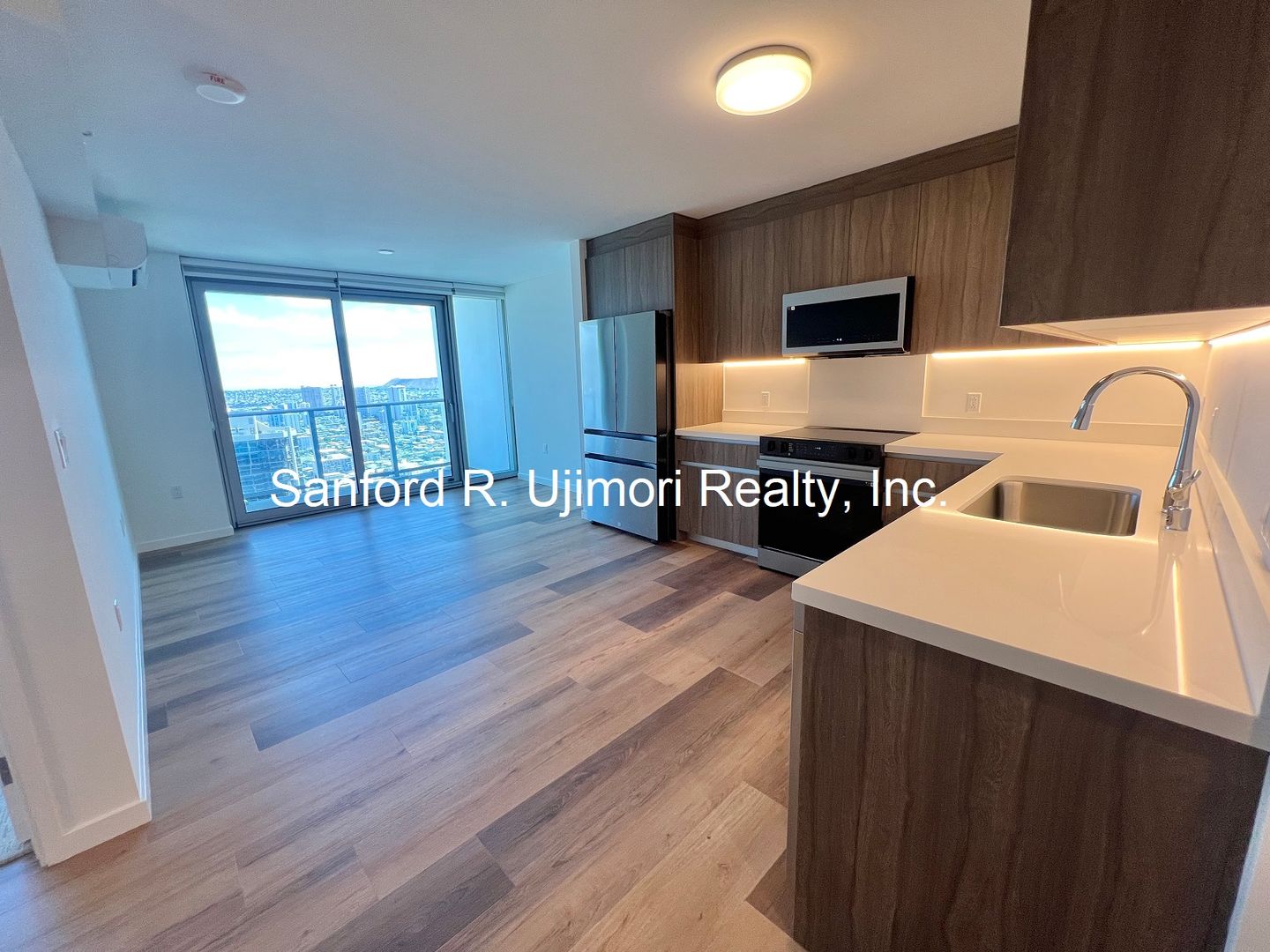 Honolulu Apartment: 1515 Liona Street #4205