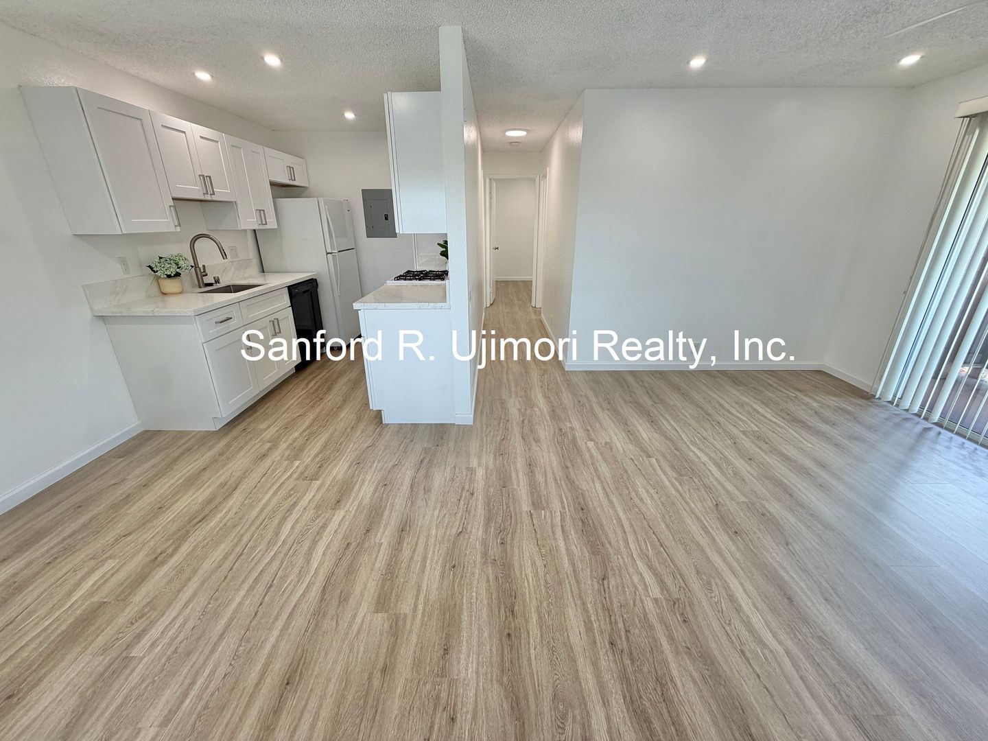 Ewa Beach Apartment: 91-1159 Mikohu Street #35R