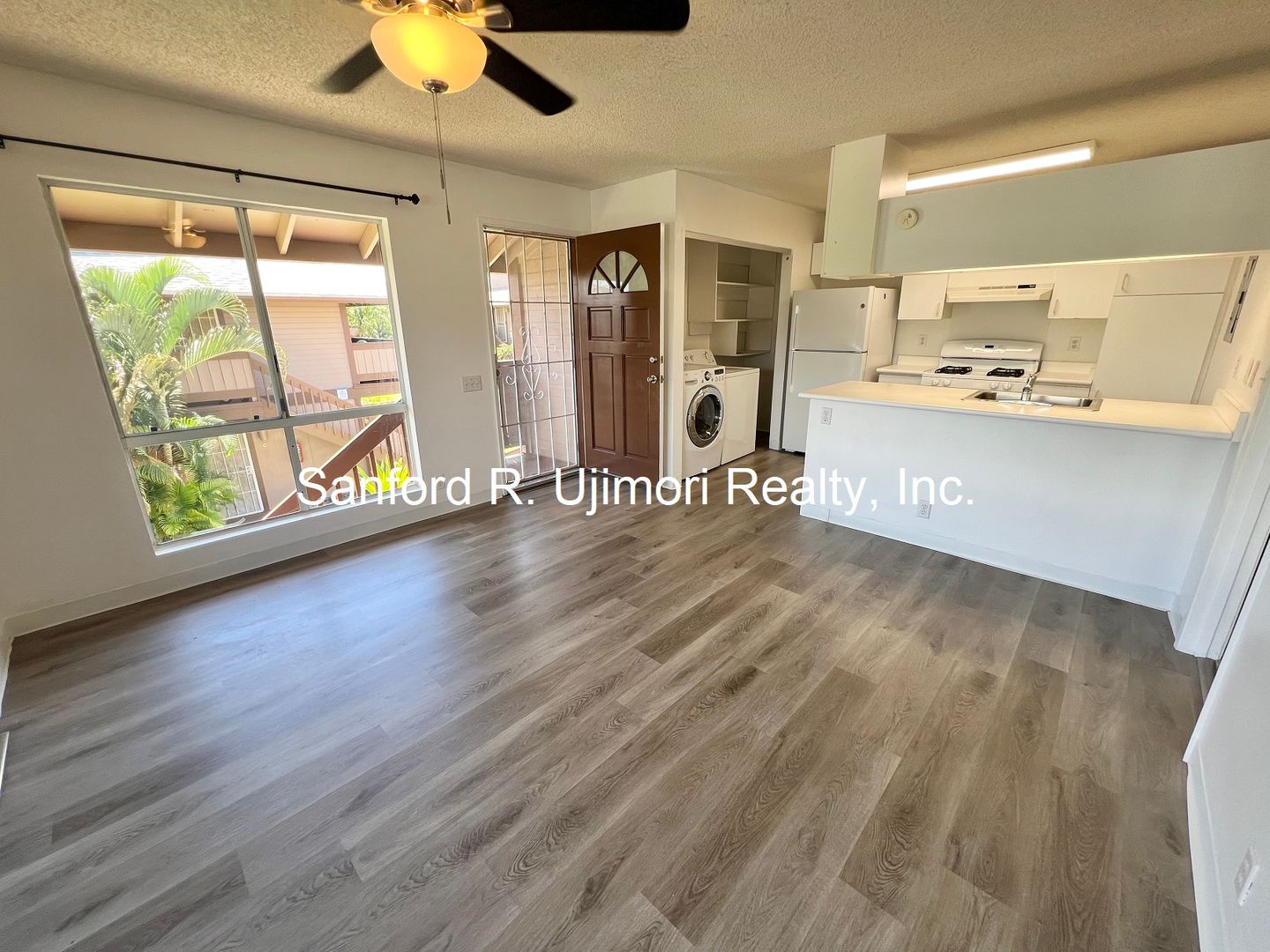 Ewa Beach Apartment: 91-1140 Mikohu Street #32R