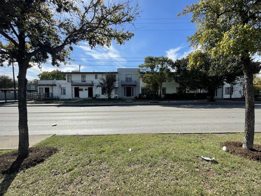 La Bella Apartments - One Bedroom and One Bath Apartment Townhome for $950 a month – photo 1