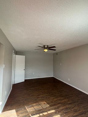 Hamilton Place Apartments - A beautiful Studio in San Antonio to be home – photo 1