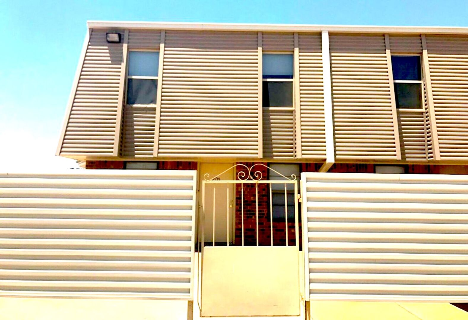 Sundown Apts 4 of 12