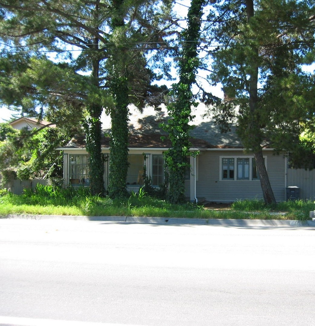 SAN LUIS OBISPO House: 1411 Johnson Avenue