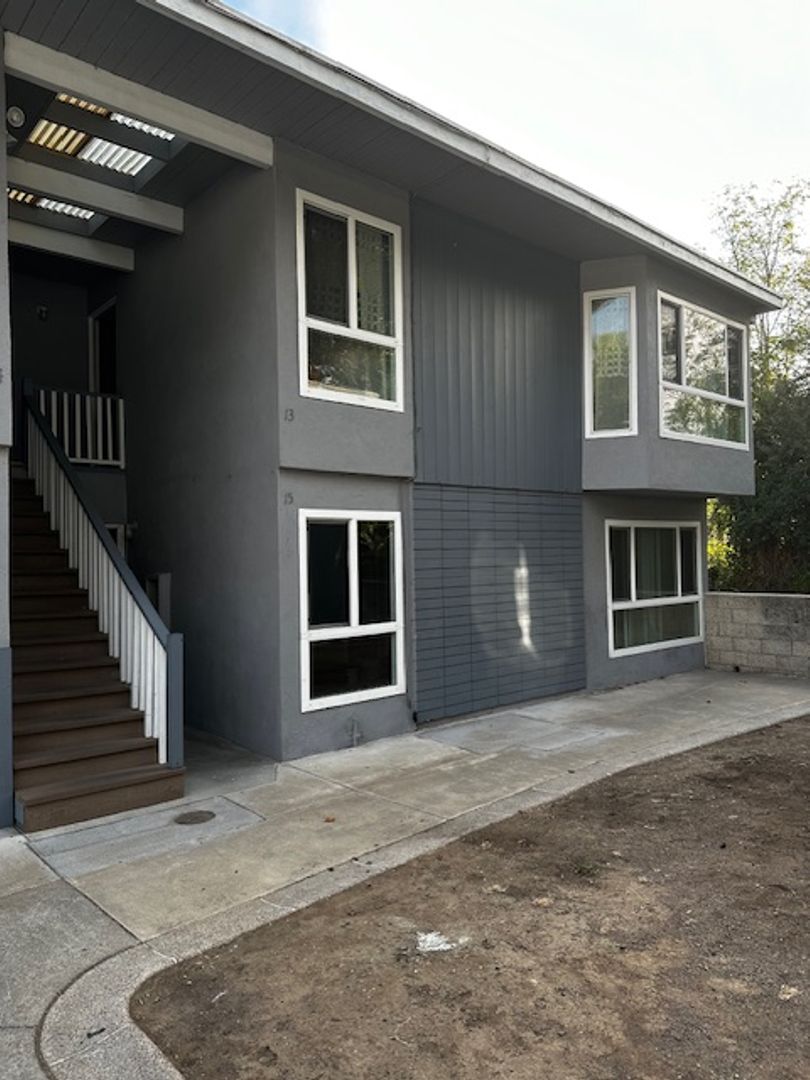 SAN LUIS OBISPO Apartment: 421 Dana St