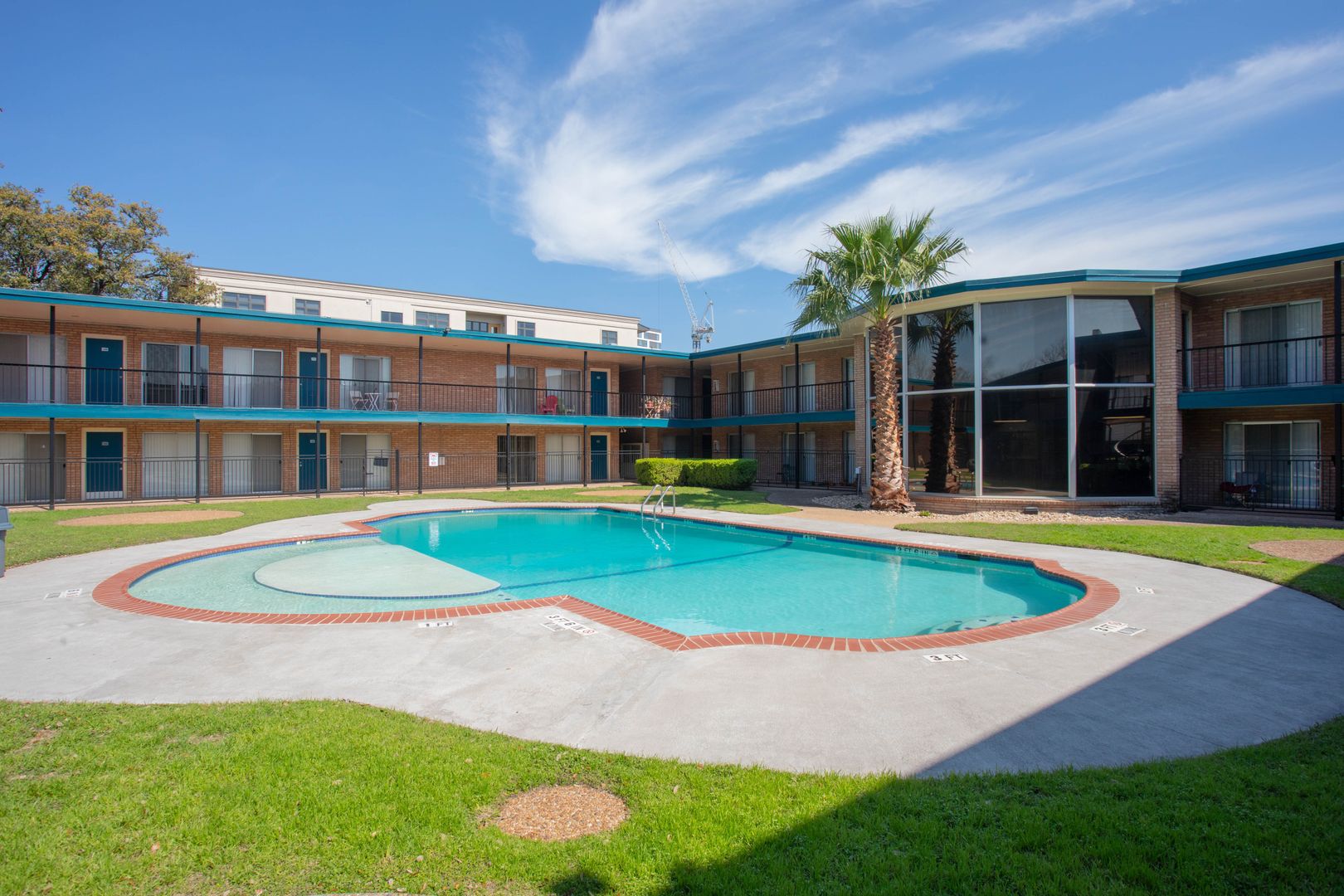 Lantana Apartments 10 of 12