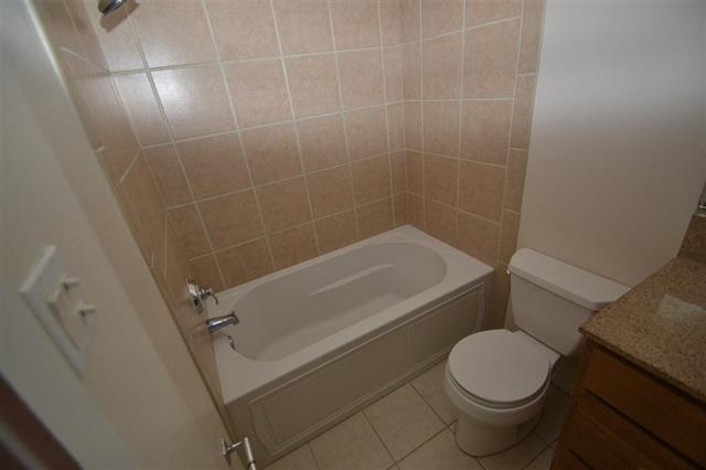 Santa Fe House: 601 W. San Mateo Unit 49