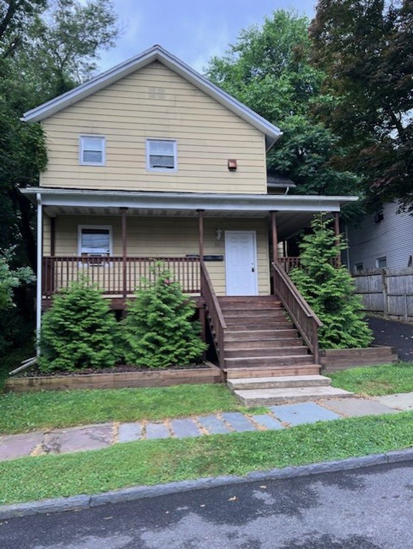 33-35 Abruyn Street