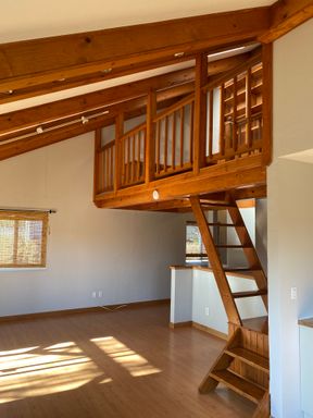 3 bed, 1 1/2 baths home in Twin Lakes community in Chatsworth – photo 1