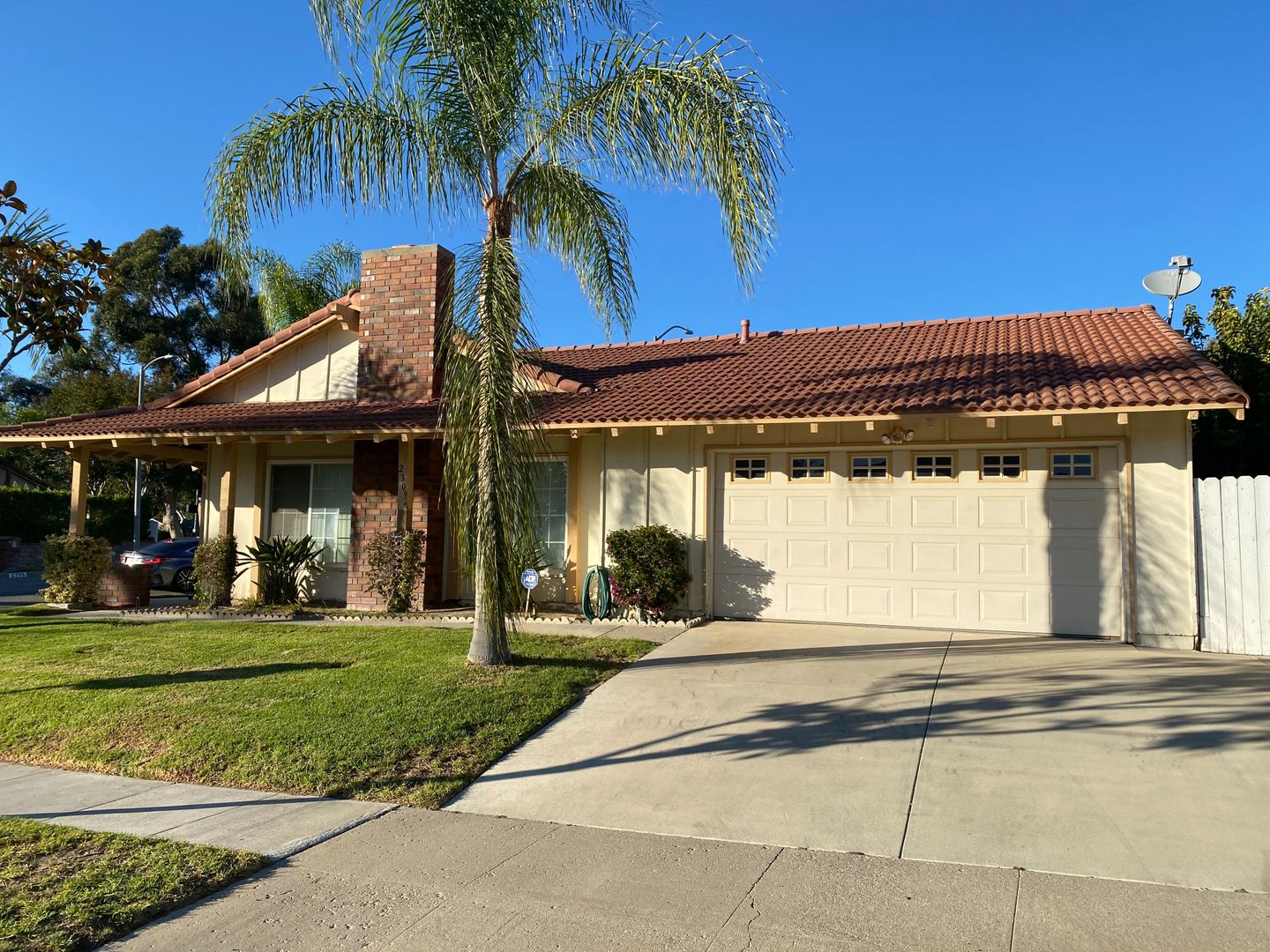 Simi Valley House: 2309 Kentfield St