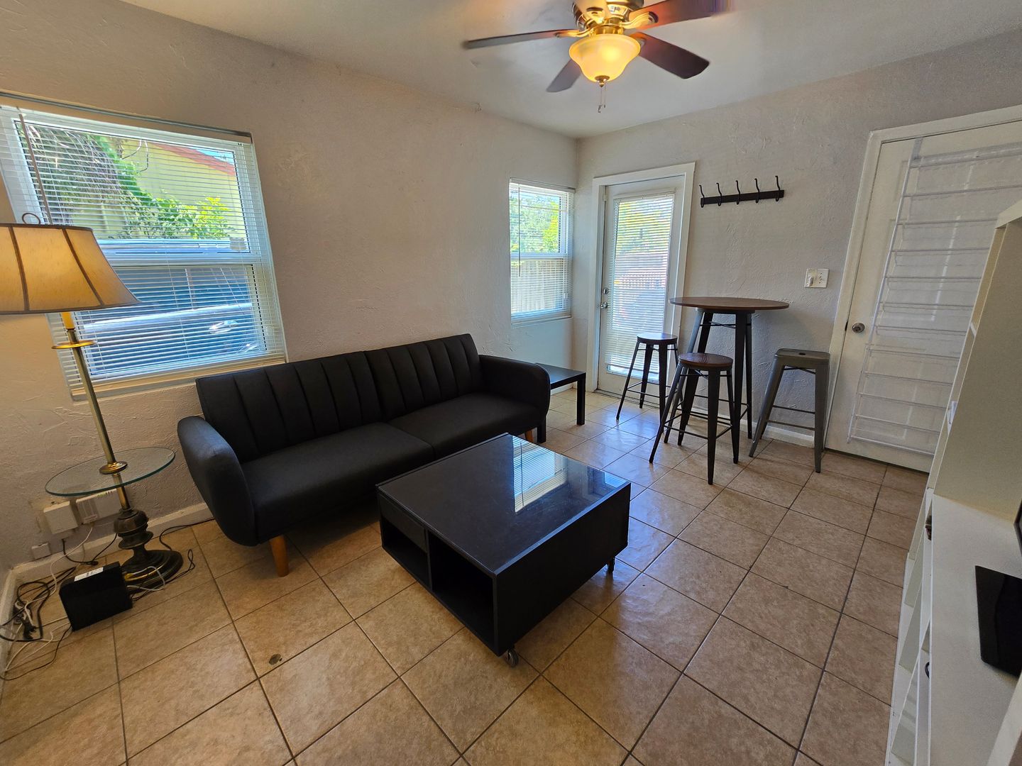 Sarasota Apartment: 1148 Highland Ave