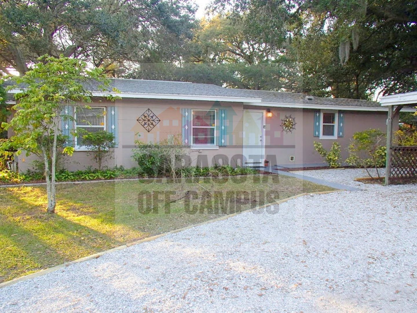Sarasota Apartment: 1067 41st St