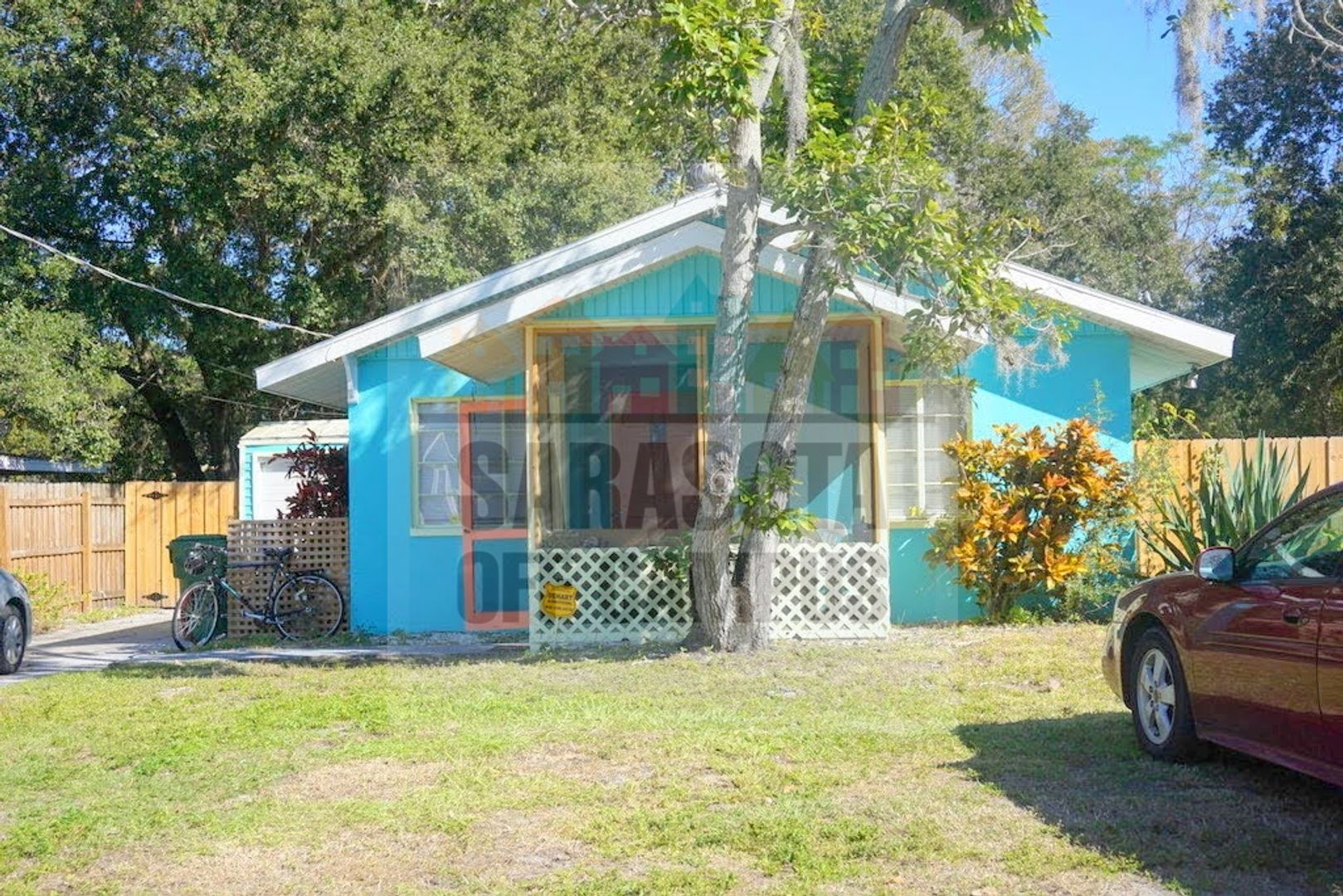 Sarasota Apartment: 3818 Carolina Ave