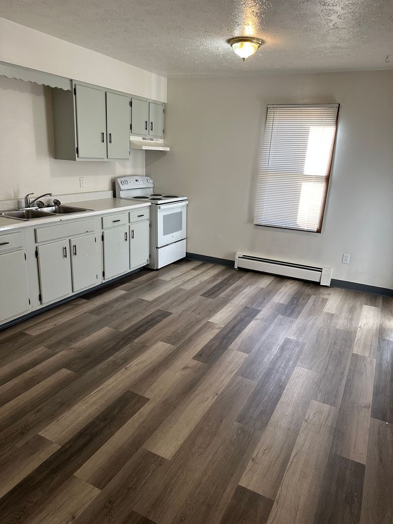 The Villages at Midlothian & 9th