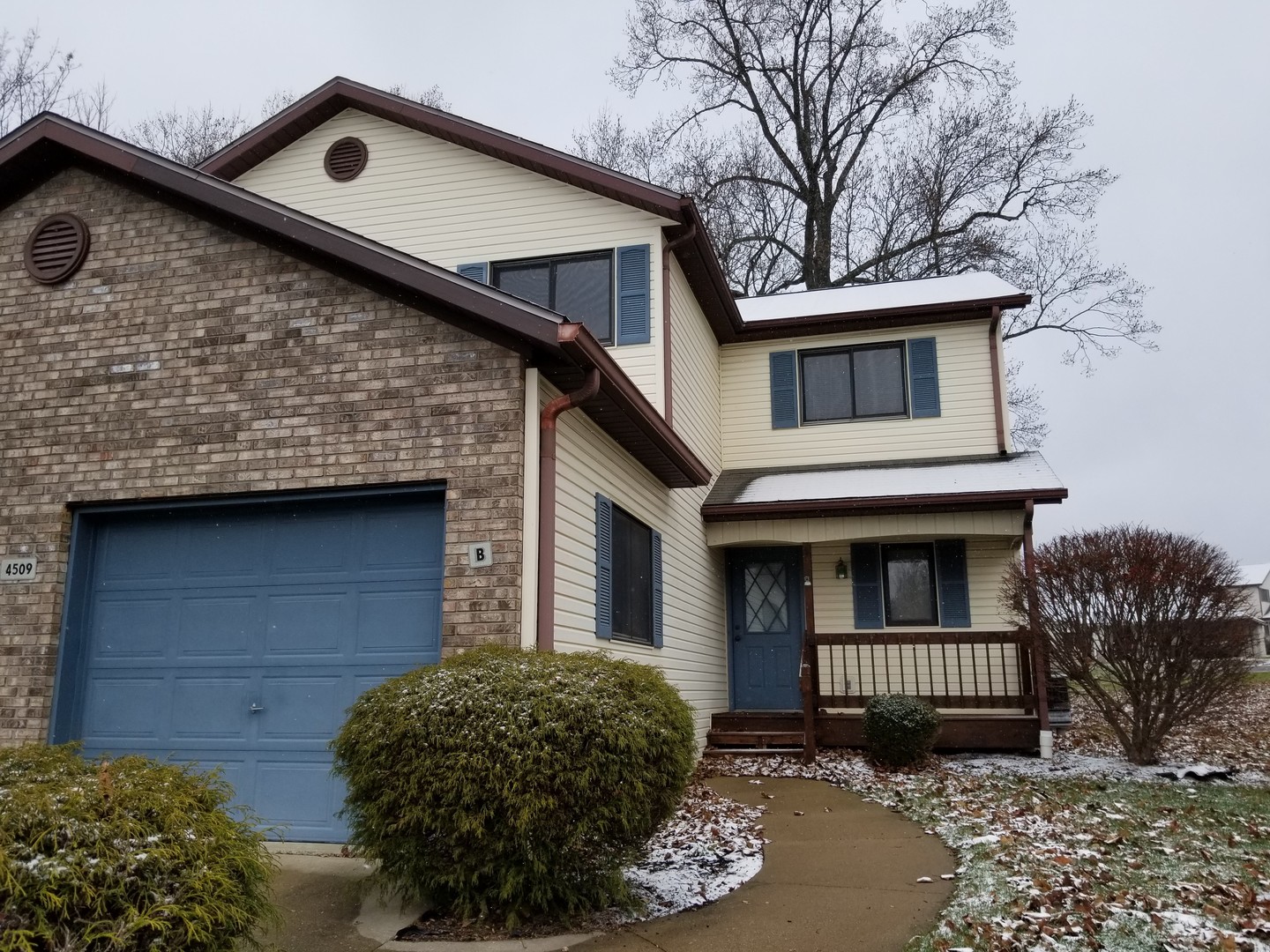 Bloomington Apartment: Truesdel & Durnil