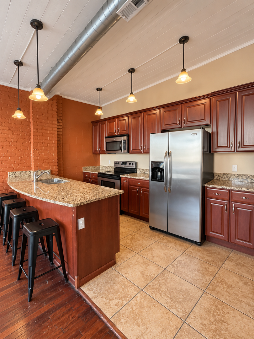 Bloomington Apartment: 305 S Lincoln - D
