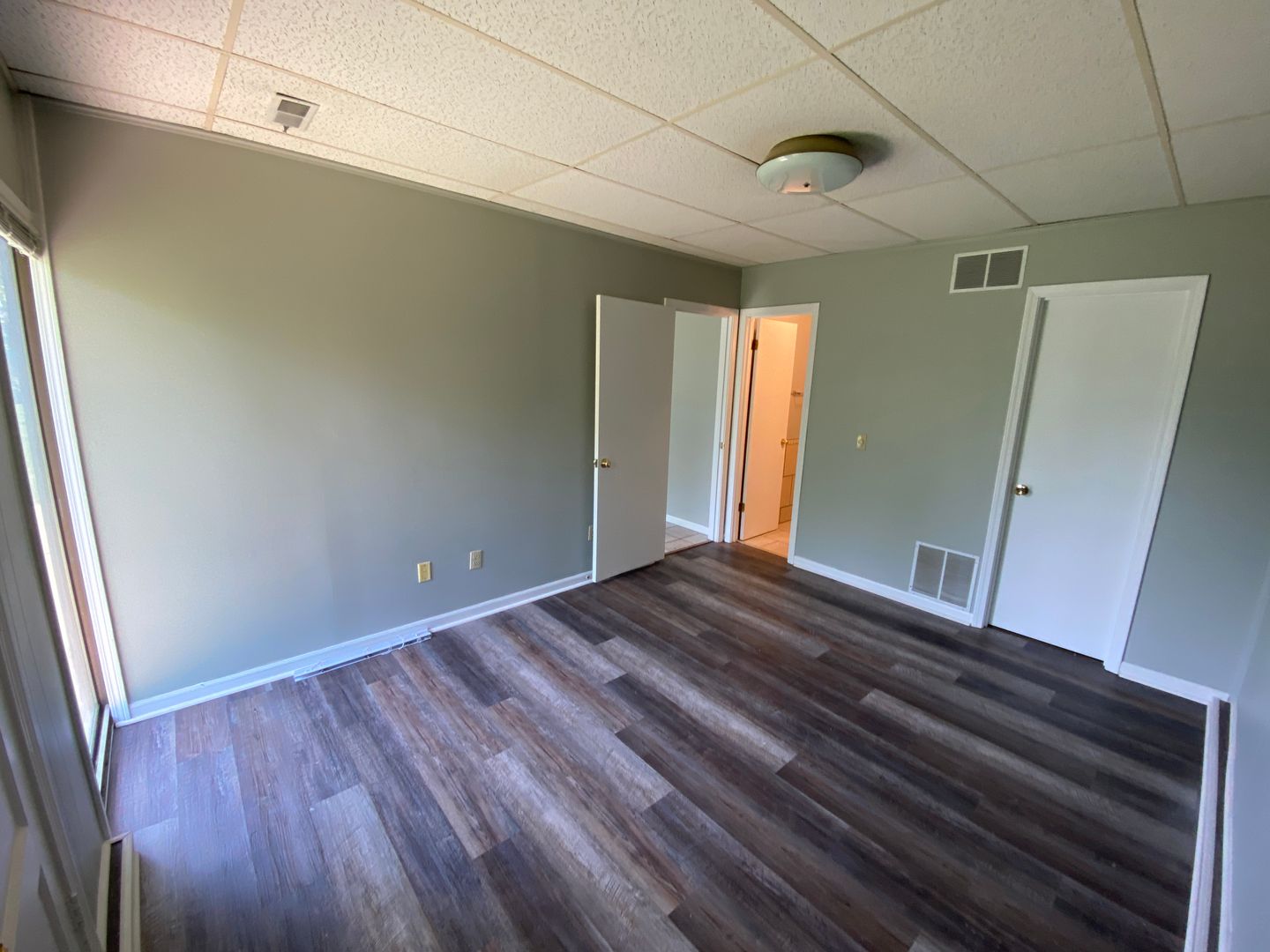 Bloomington Apartment: 4621-4655 S Acorn Drive