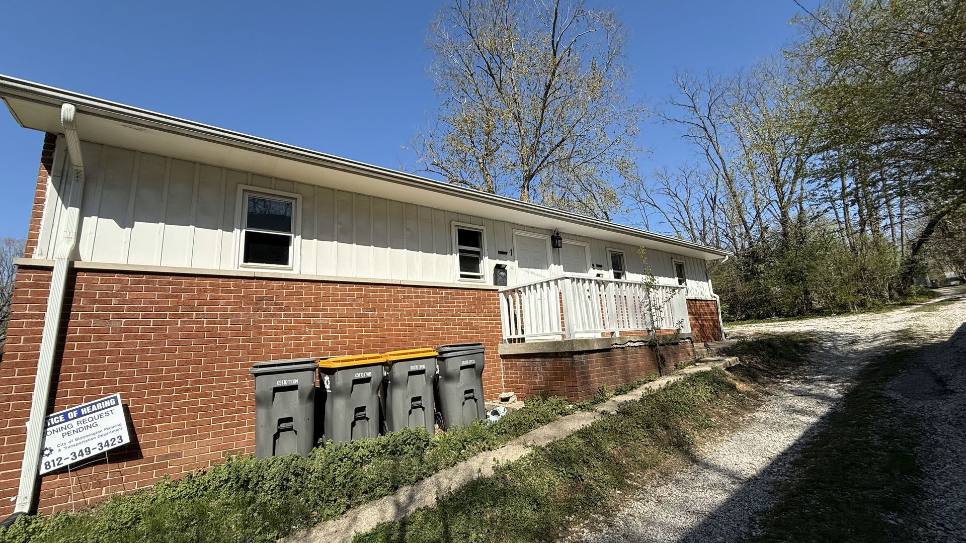 Bloomington Apartment: 1020 W 6th St