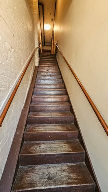 Listing photo thumbnail