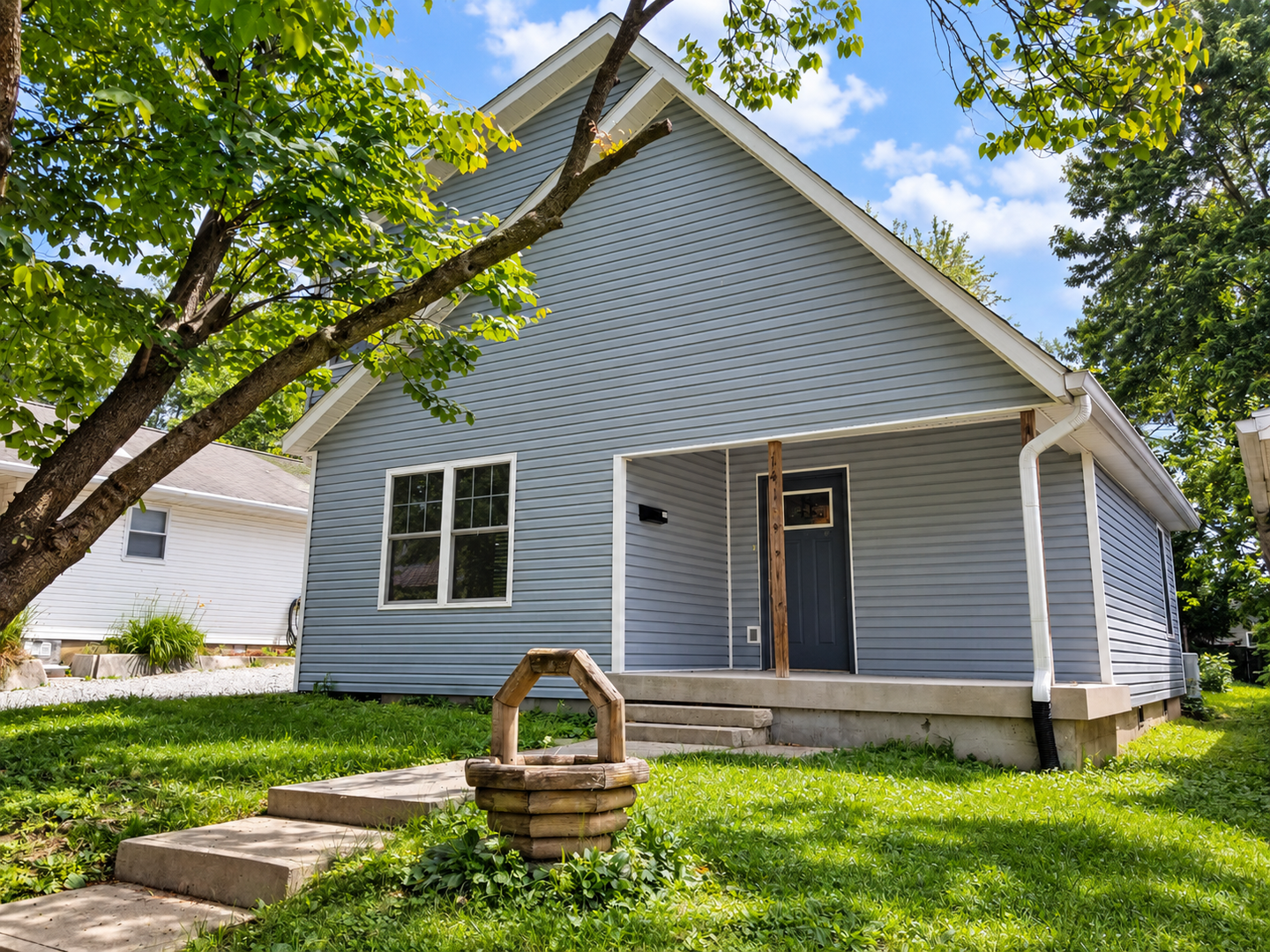 Bloomington Apartment: 1413 S Grant St