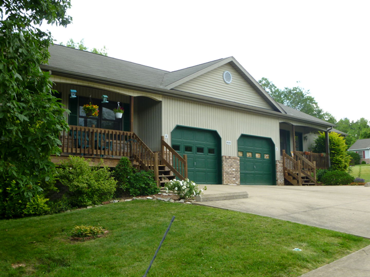 Bloomington Apartment: Truesdel & Durnil