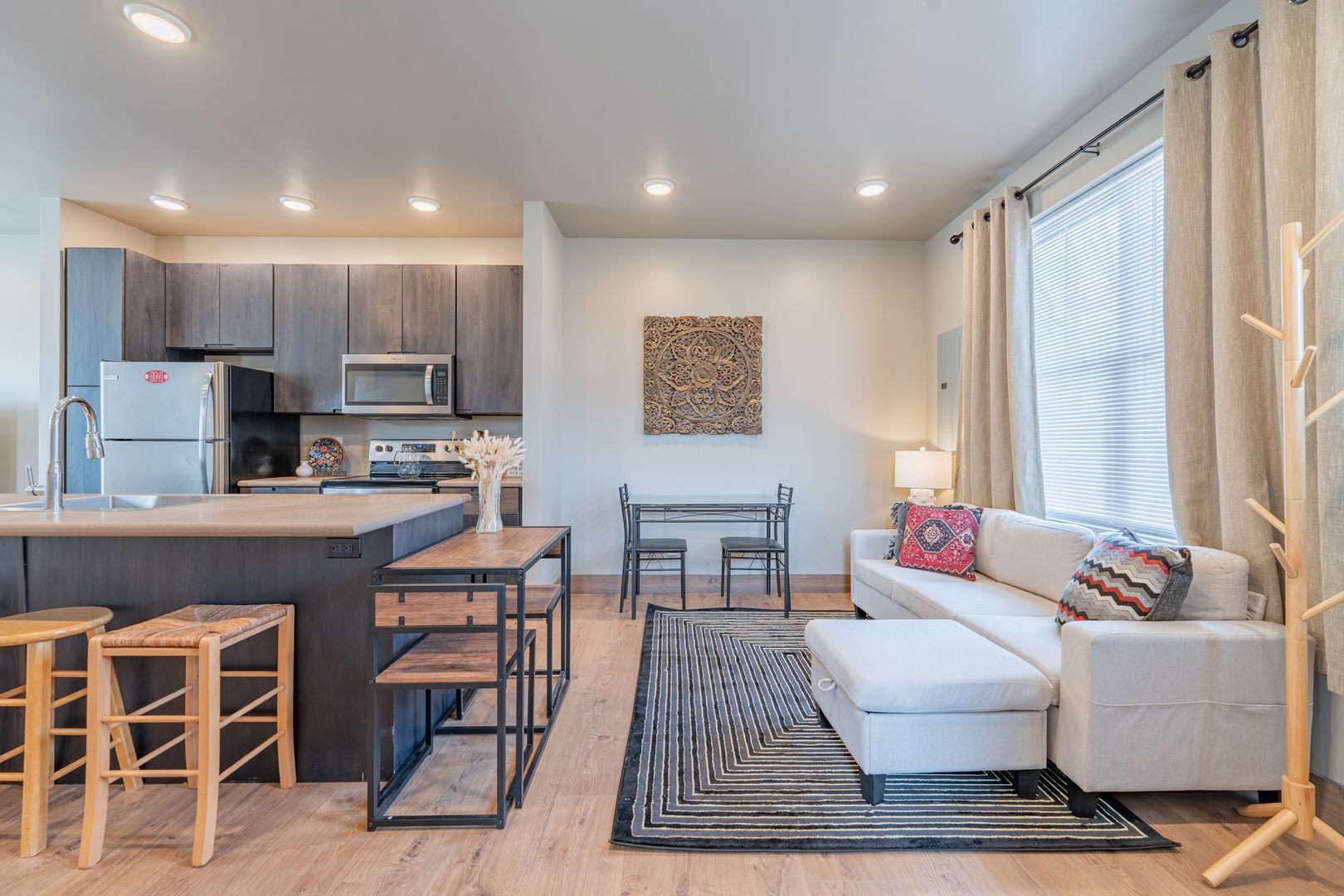 Bloomington Apartment: 403 E 20th St