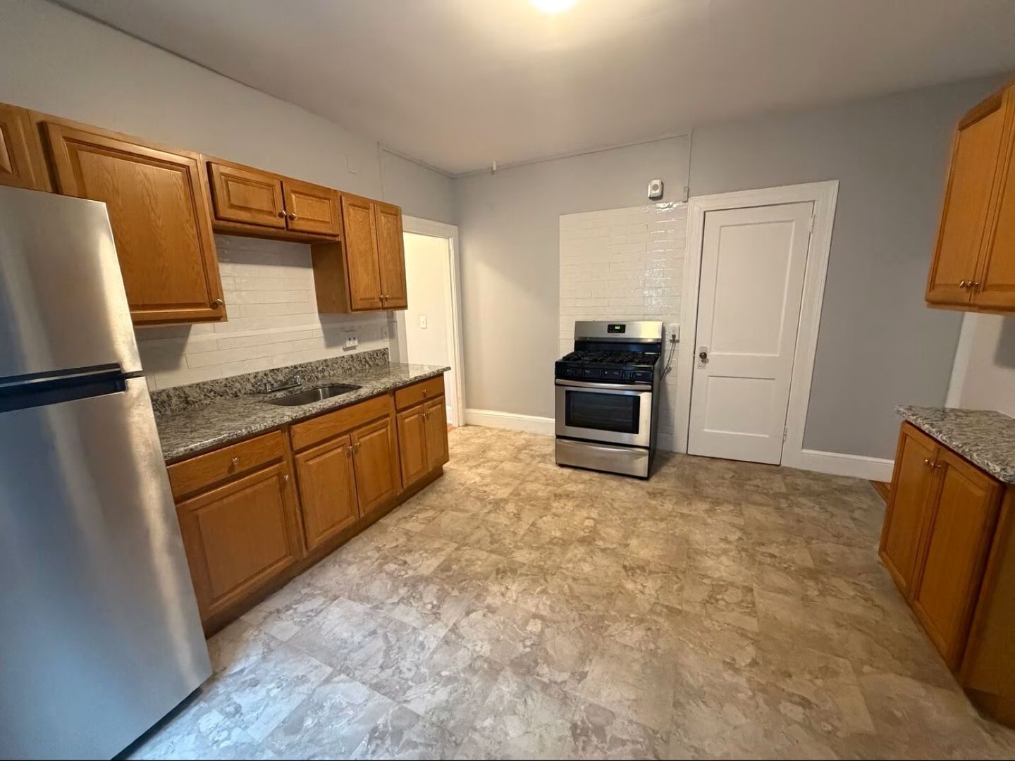 West Hartford Apartment: 274-280 Park Rd,