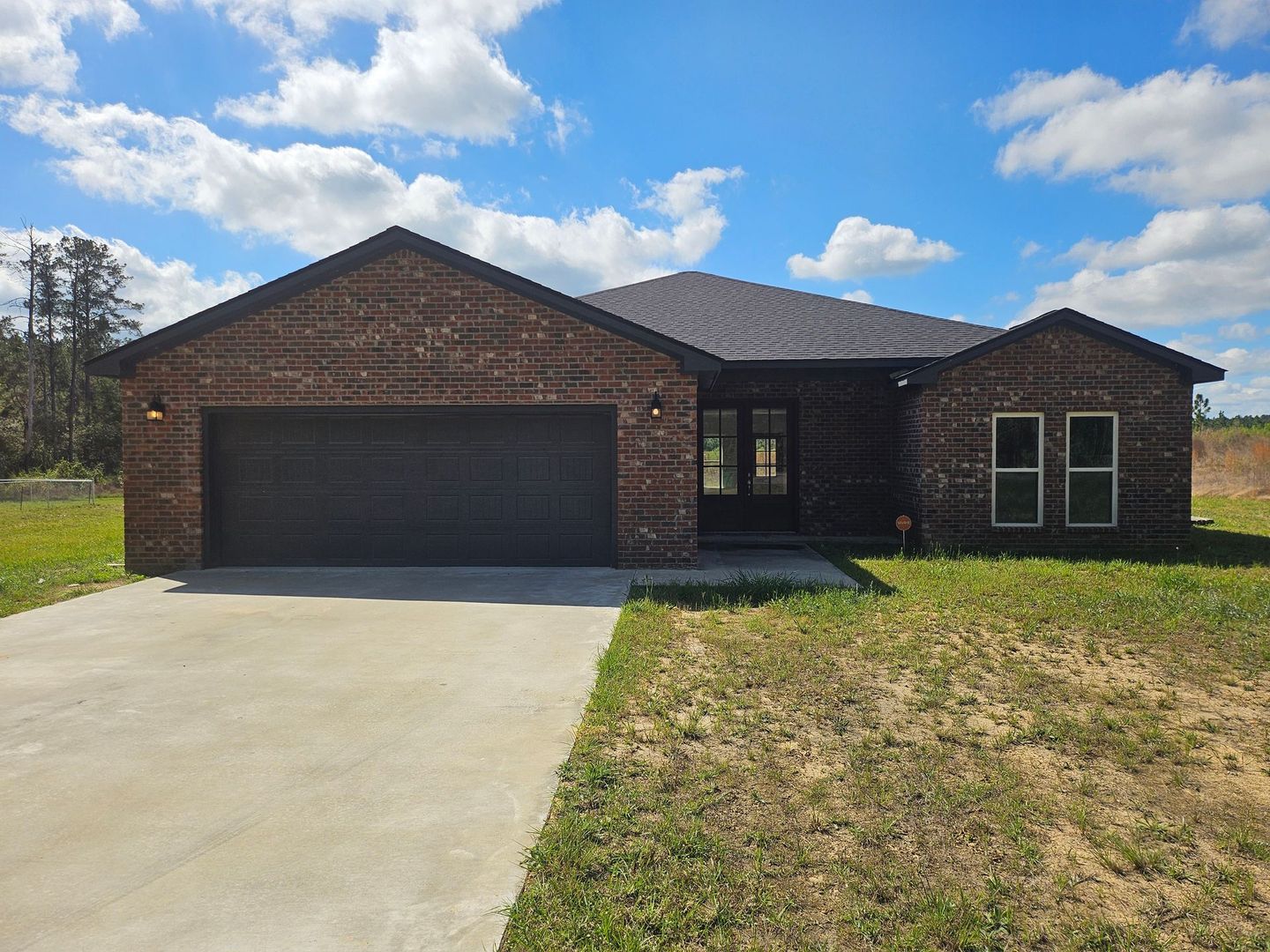 DeRidder House: 748 Lockhart Cutoff Road