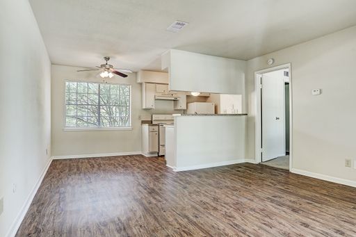 1 Bedroom Rental – 1516 East Sam Houston Pkwy S, 605, Pasadena, TX 77503