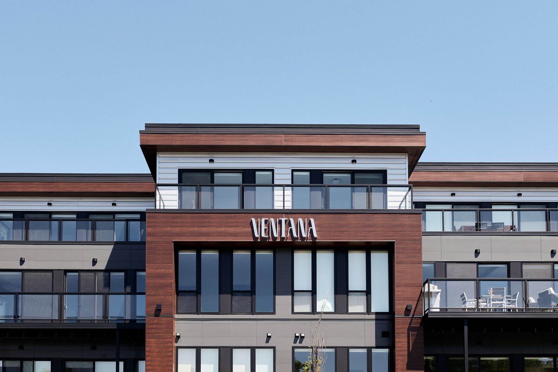 Wayzata Apartment: 253 Lake St E