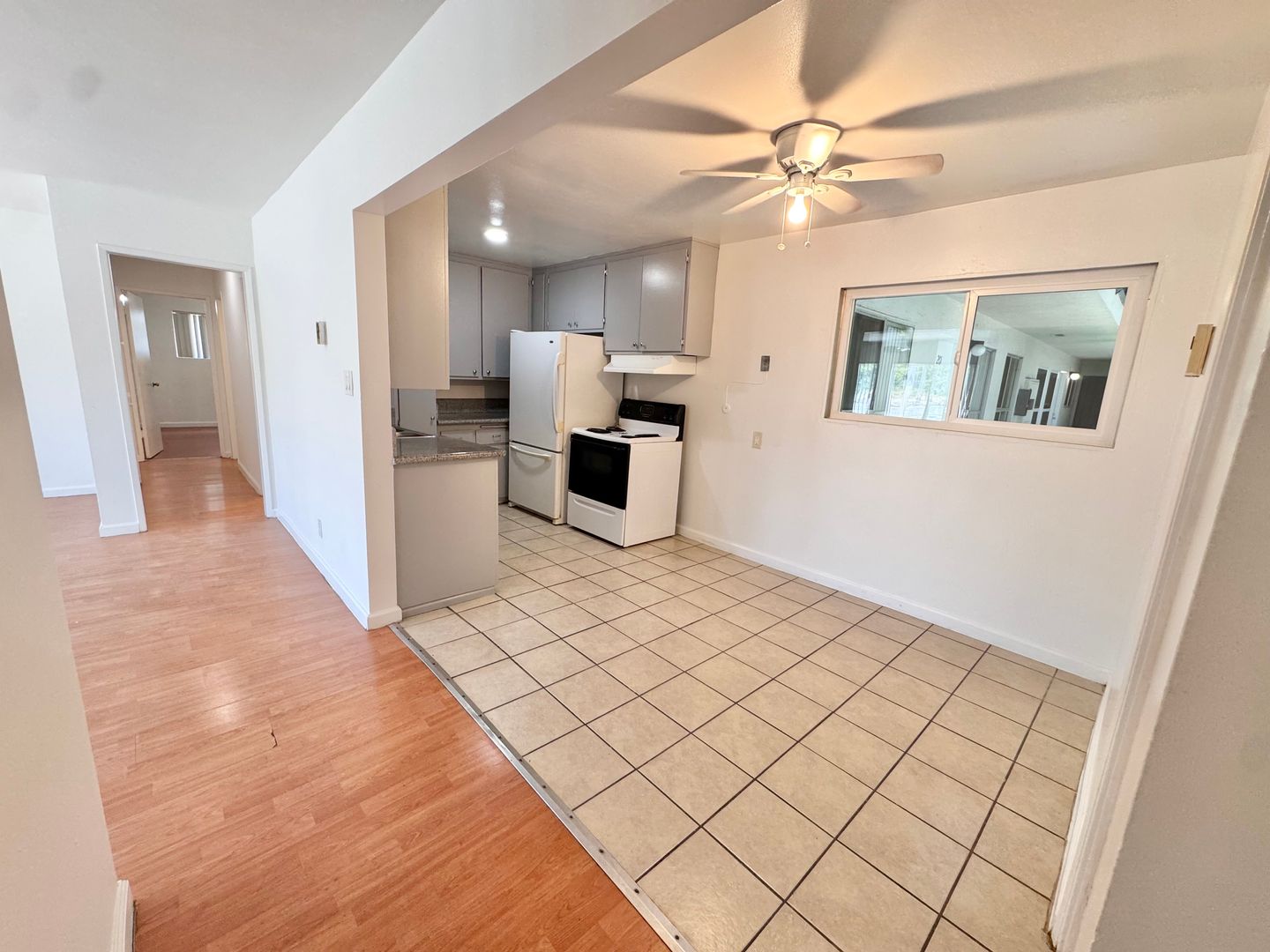 Los Angeles Apartment: 9820 Exposition Blvd.