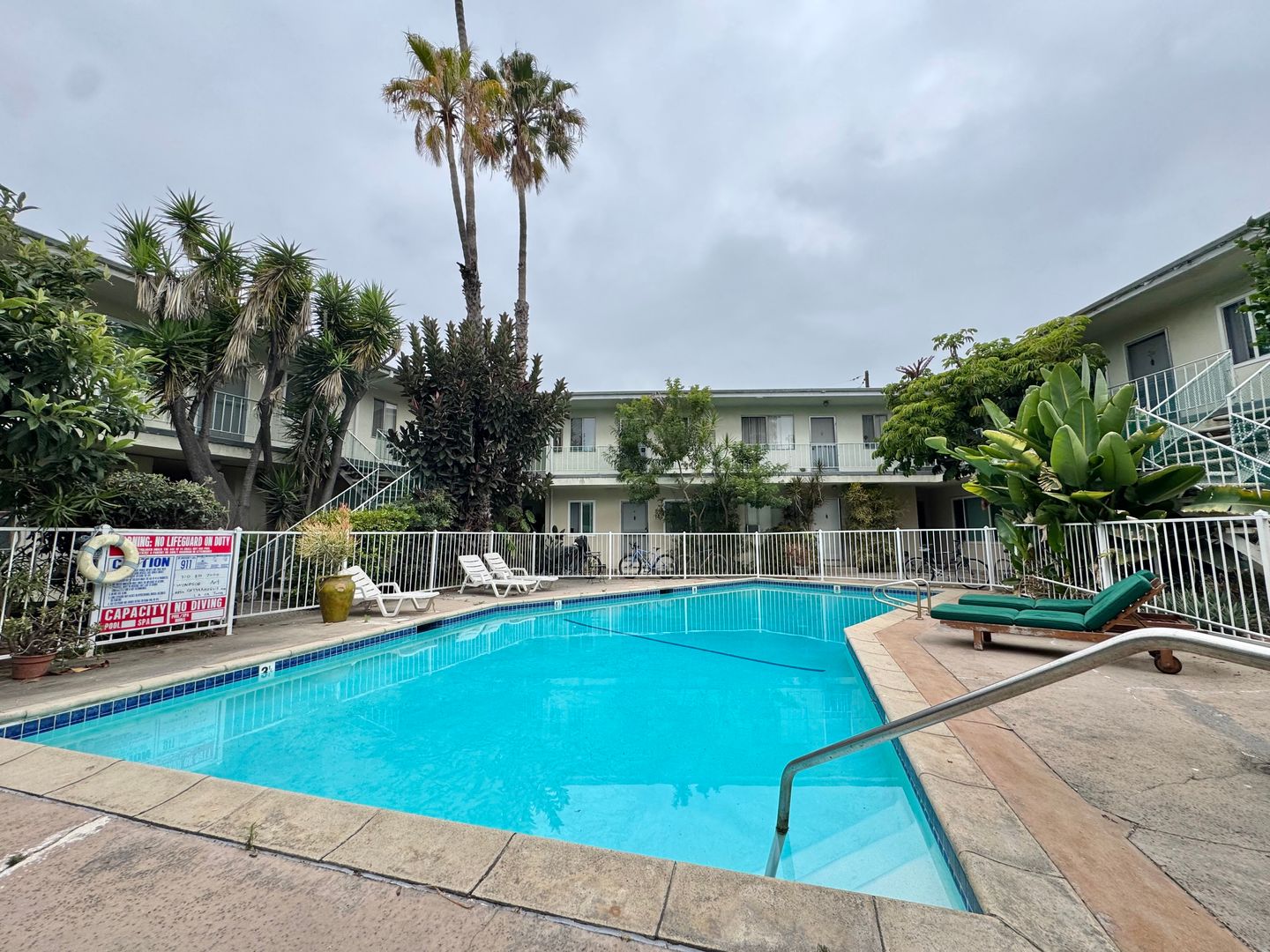 Los Angeles Apartment: 8850 Cattaraugus Ave.