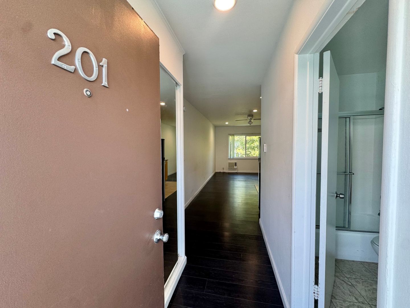 Los Angeles Apartment: 11720 Bellagio Rd.