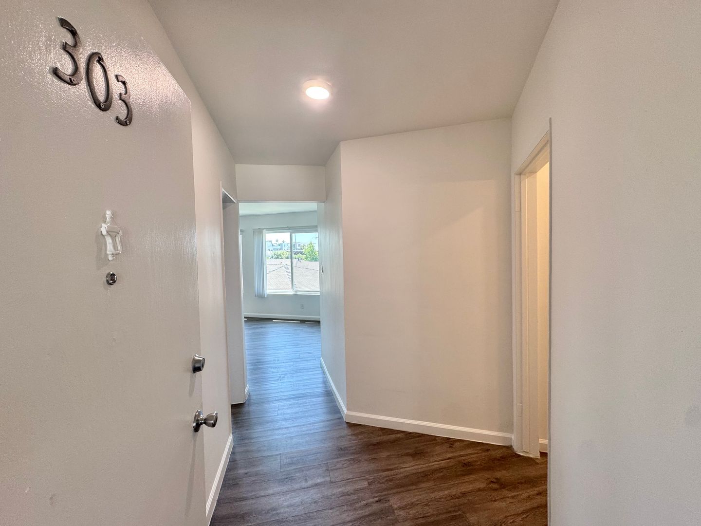 Los Angeles Apartment: 9820 Exposition Blvd.