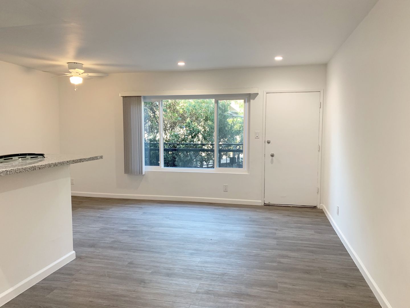 Los Angeles Apartment: 3418 Centinela Ave.