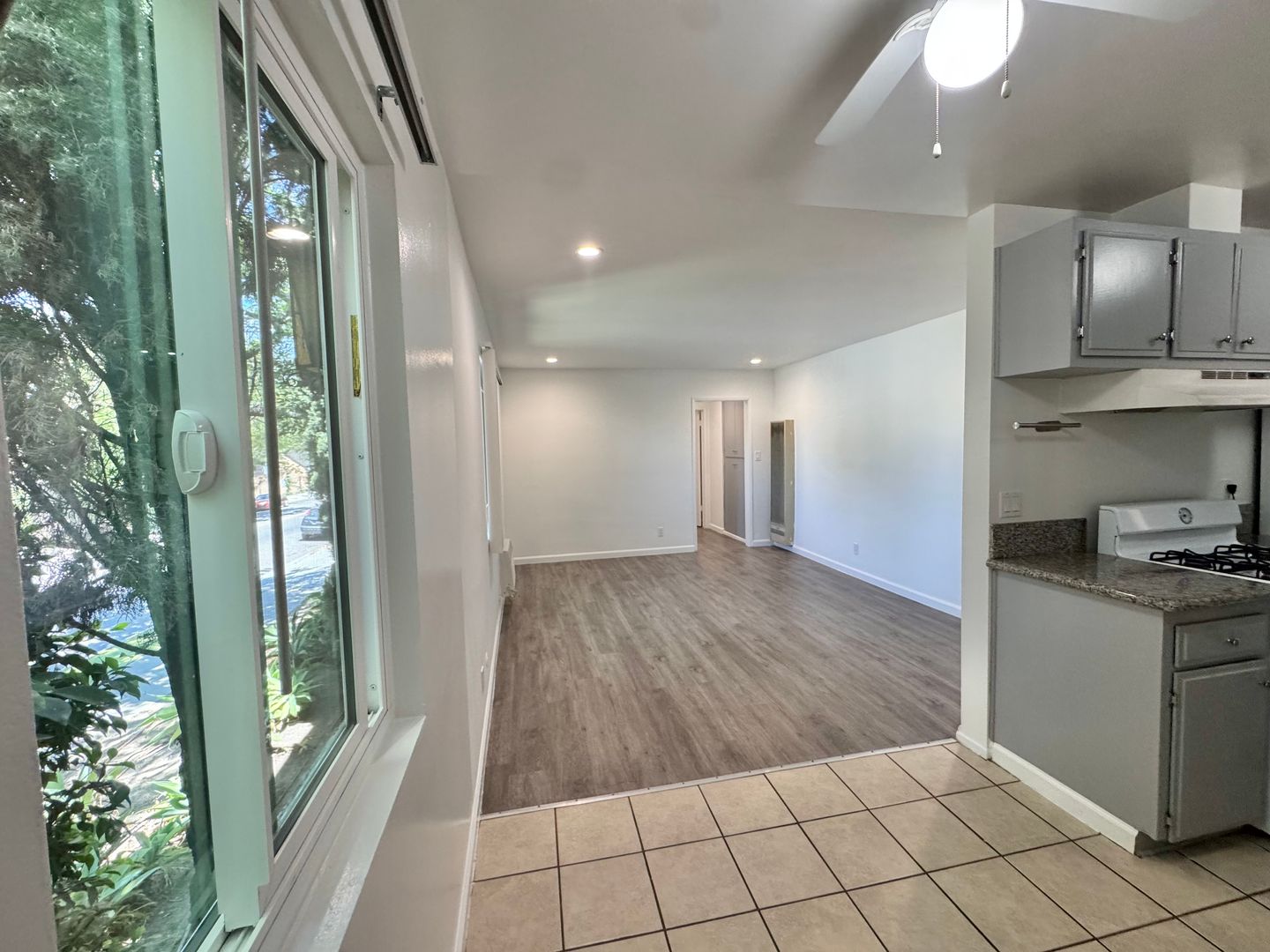 Los Angeles Apartment: 8850 Cattaraugus Ave.