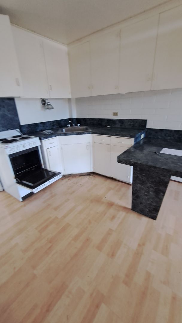 Wahiawa Apartment: 672 Kilani Avenue