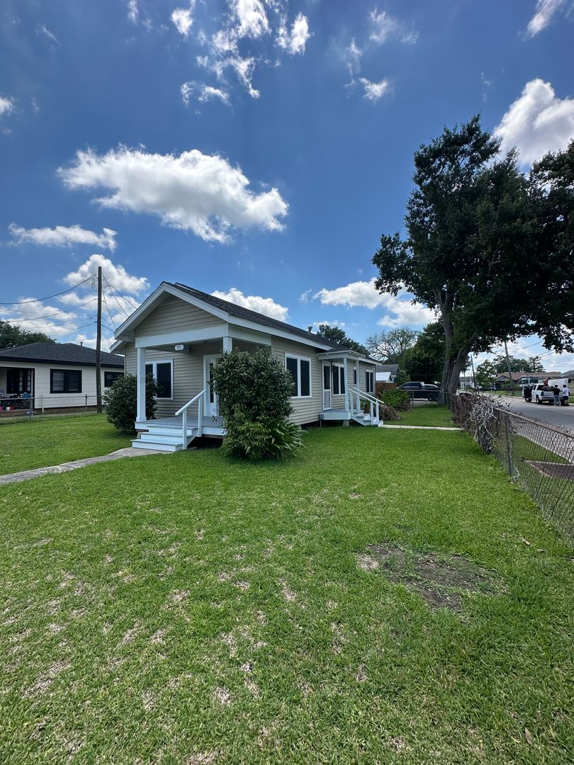 Houma House: 711 Williams Avenue
