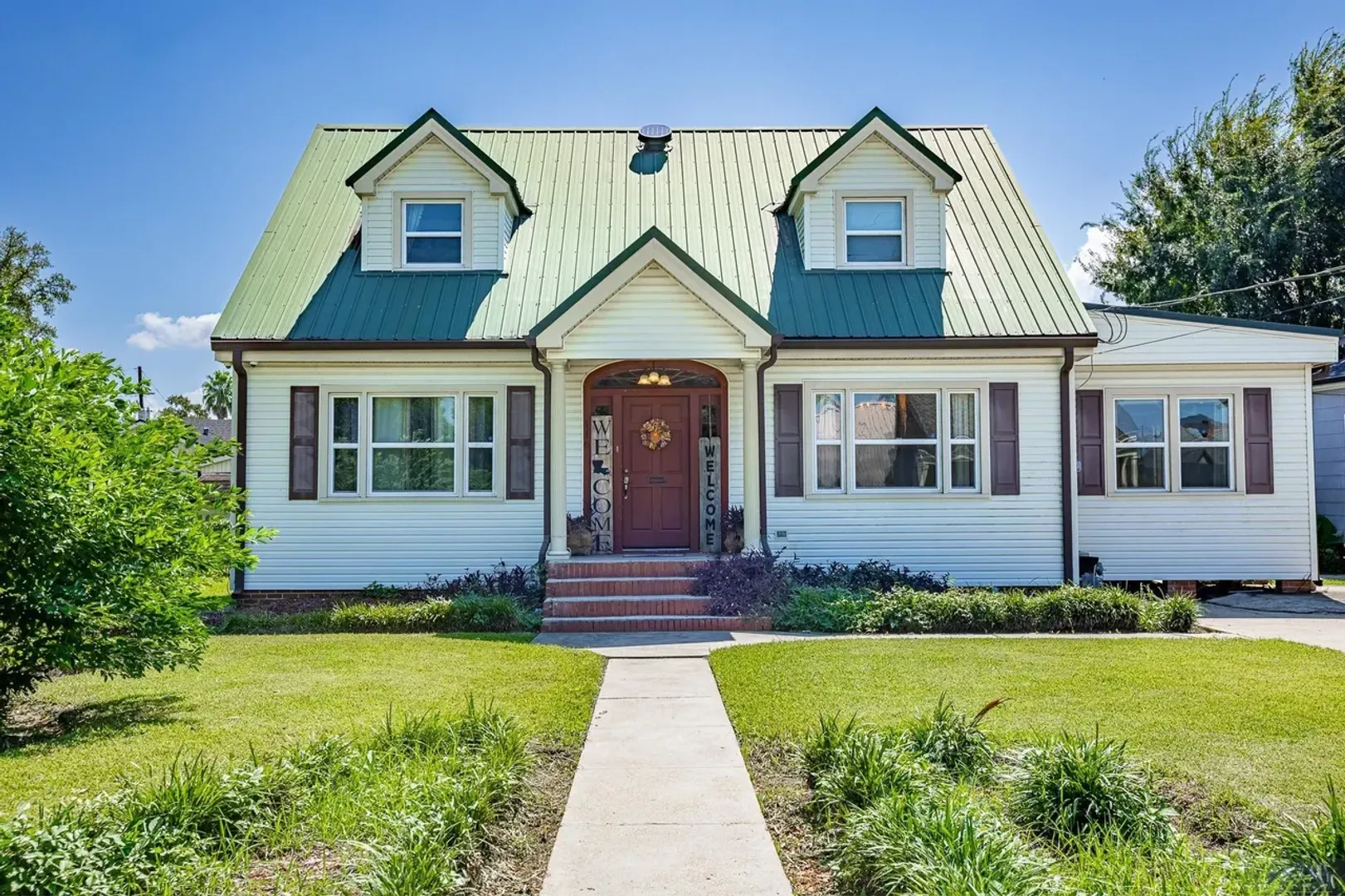 Houma House: 116 Central Avenue