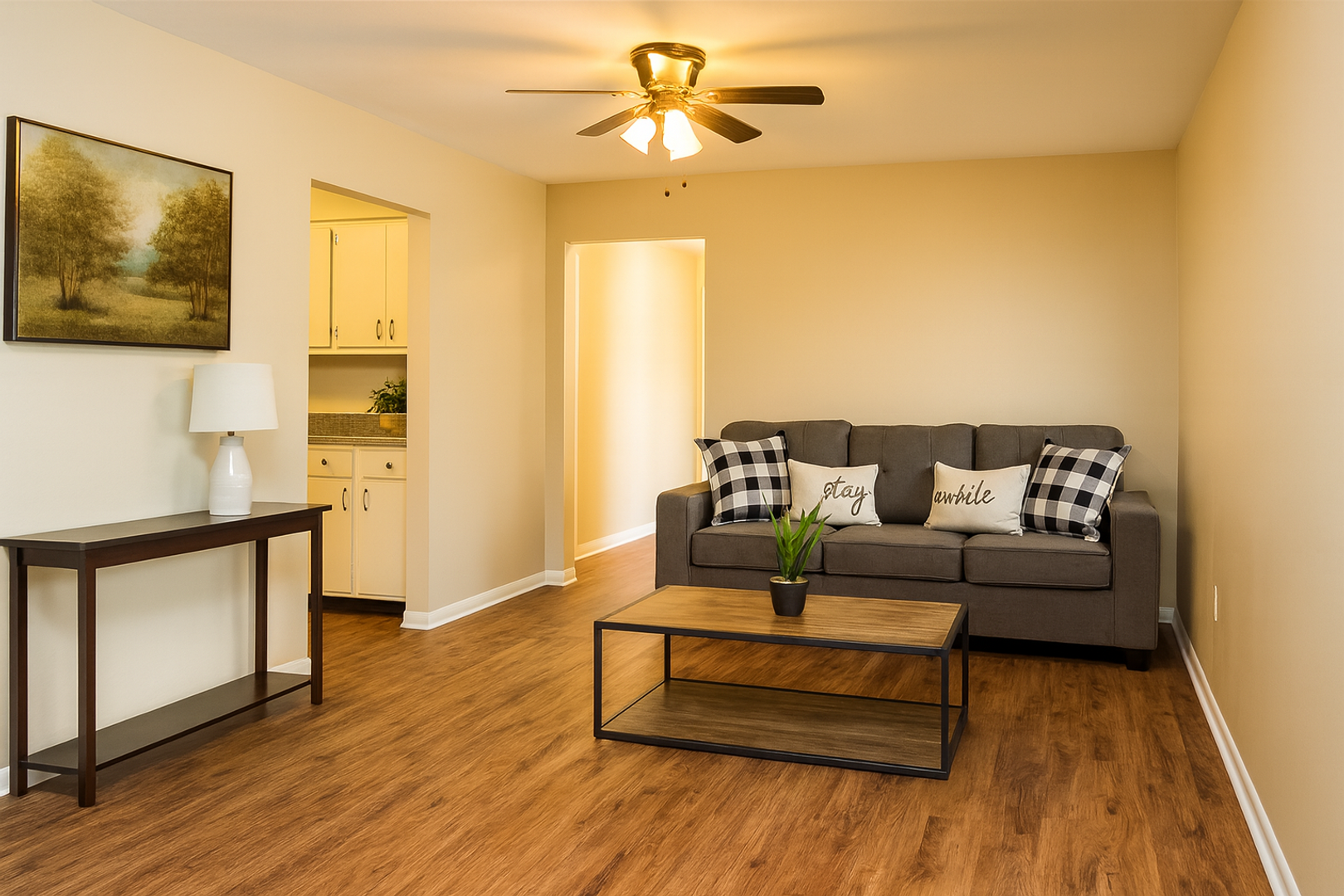 Houma Apartment: 256 Monarch Dr.